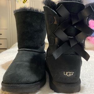 Black Bailey bow UGGs. Kids 6/women’s 8. Worn less than a handful of times